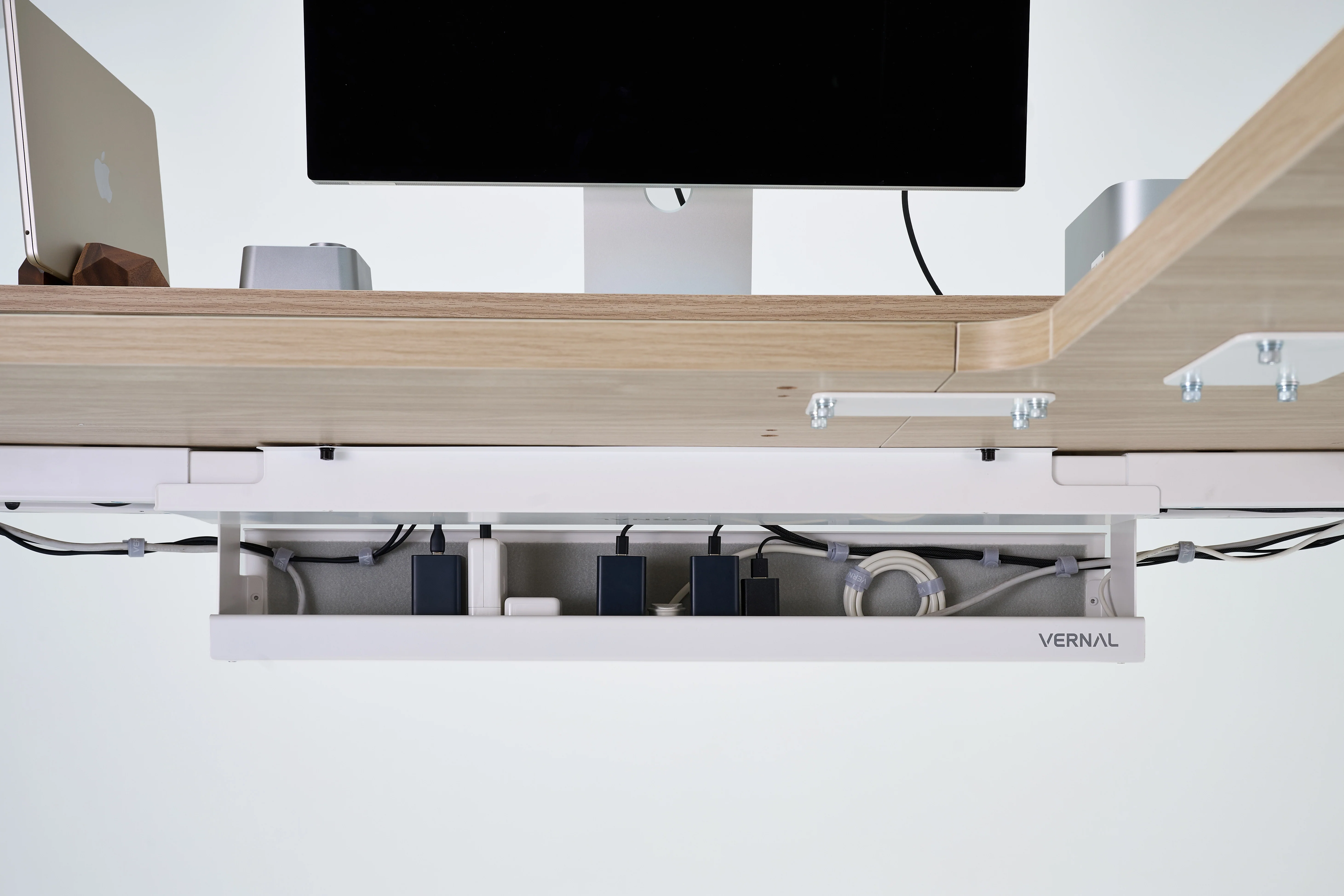 Vernal Kabelmanagement-Ablage - Image 20